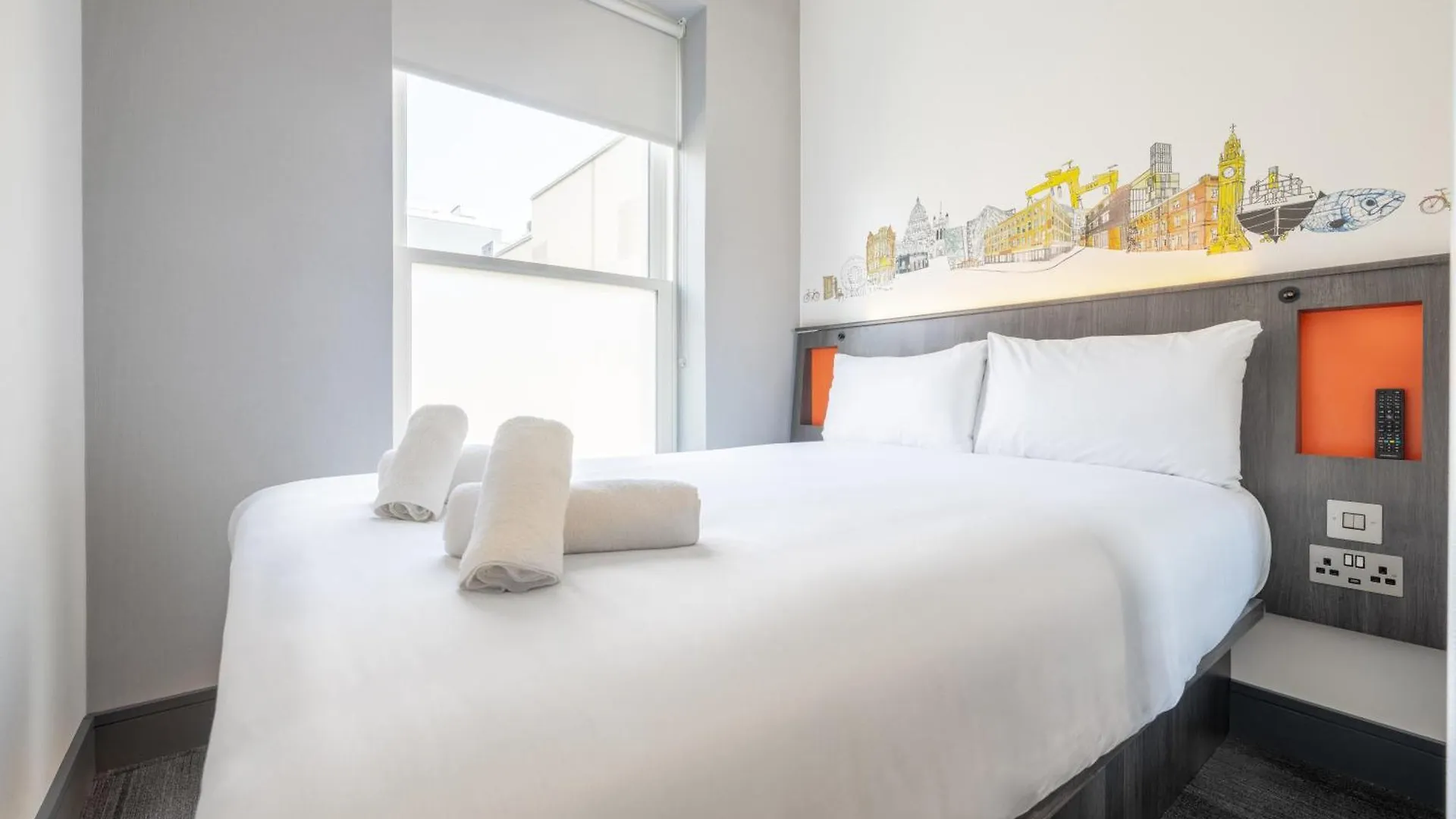Easyhotel Belfast Hotel
