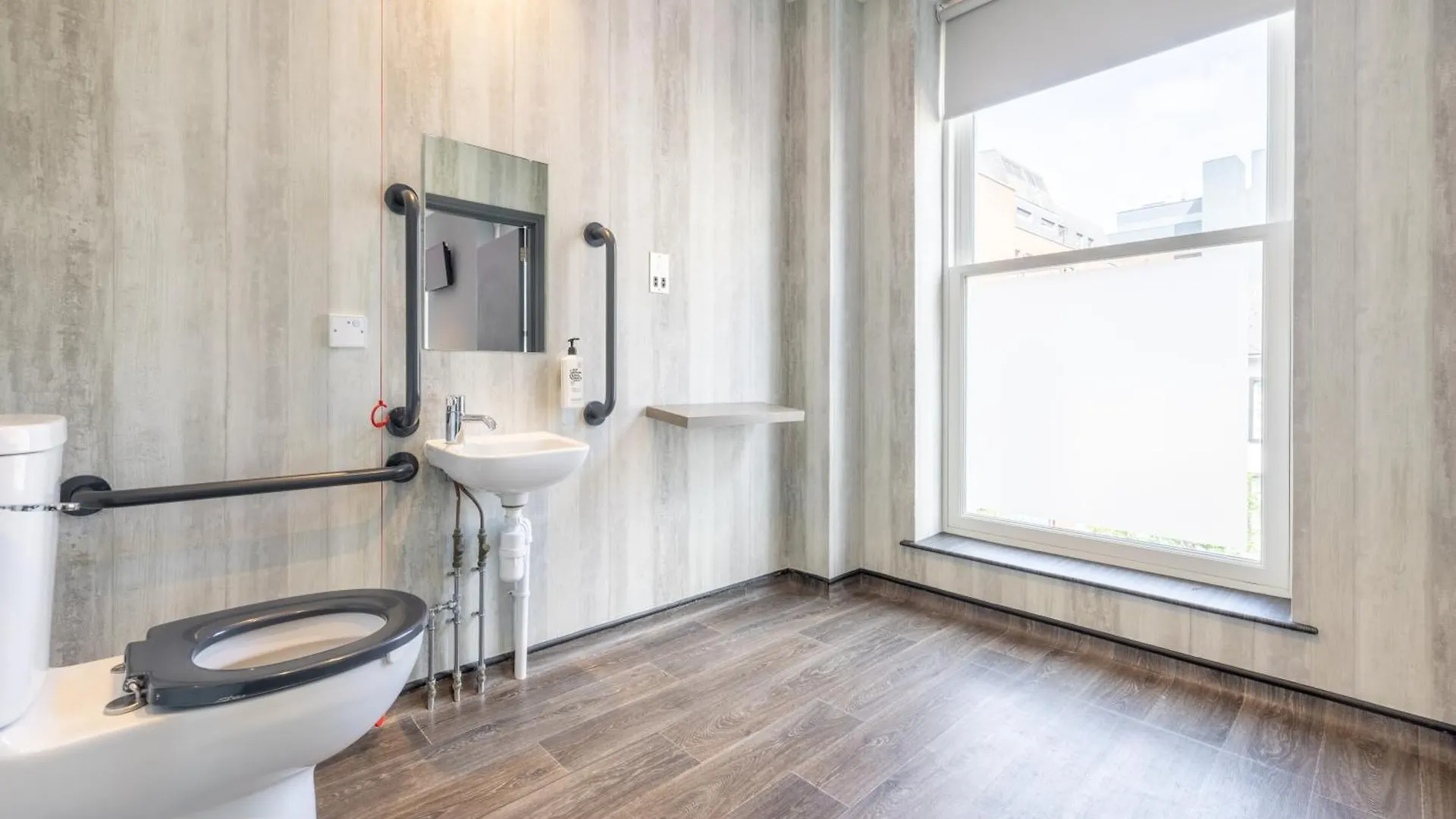 Easyhotel Belfast