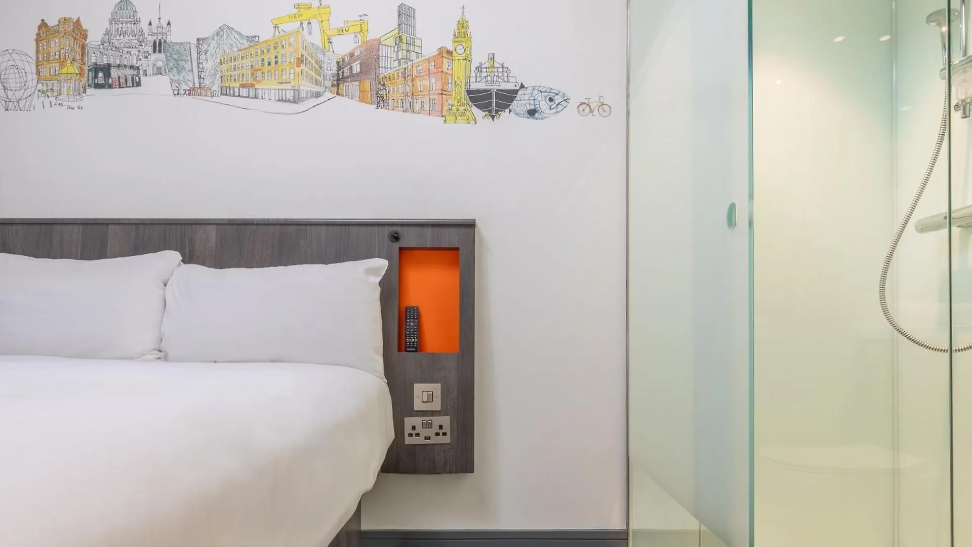 Easyhotel Belfast Hotel