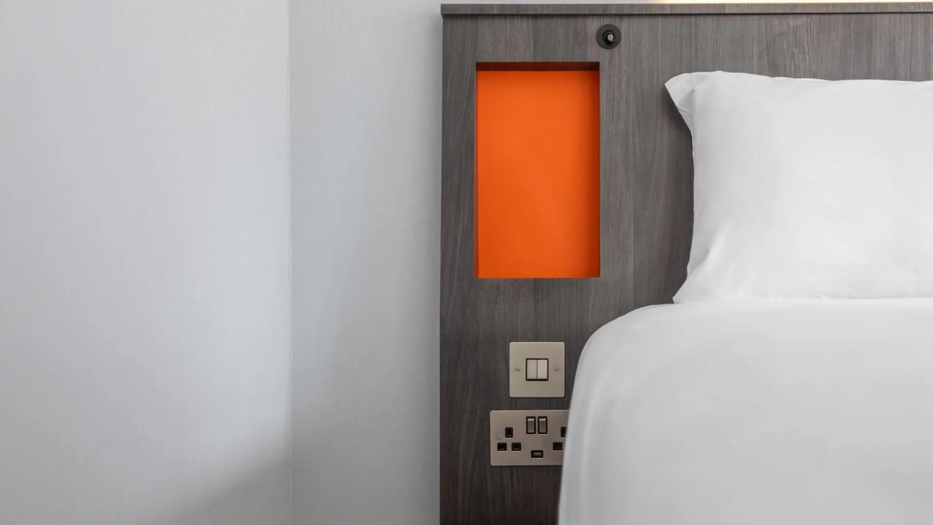 Easyhotel Belfast Szálloda